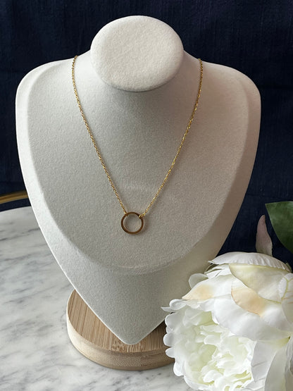 Dainty Circle Necklace