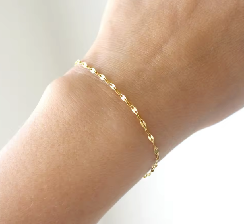 Gold Lip Chain Bracelet